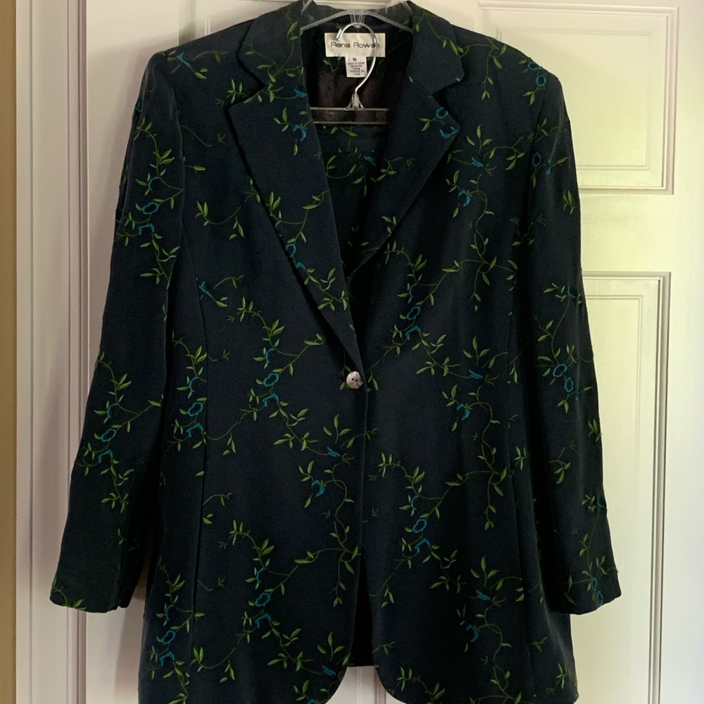 Suit